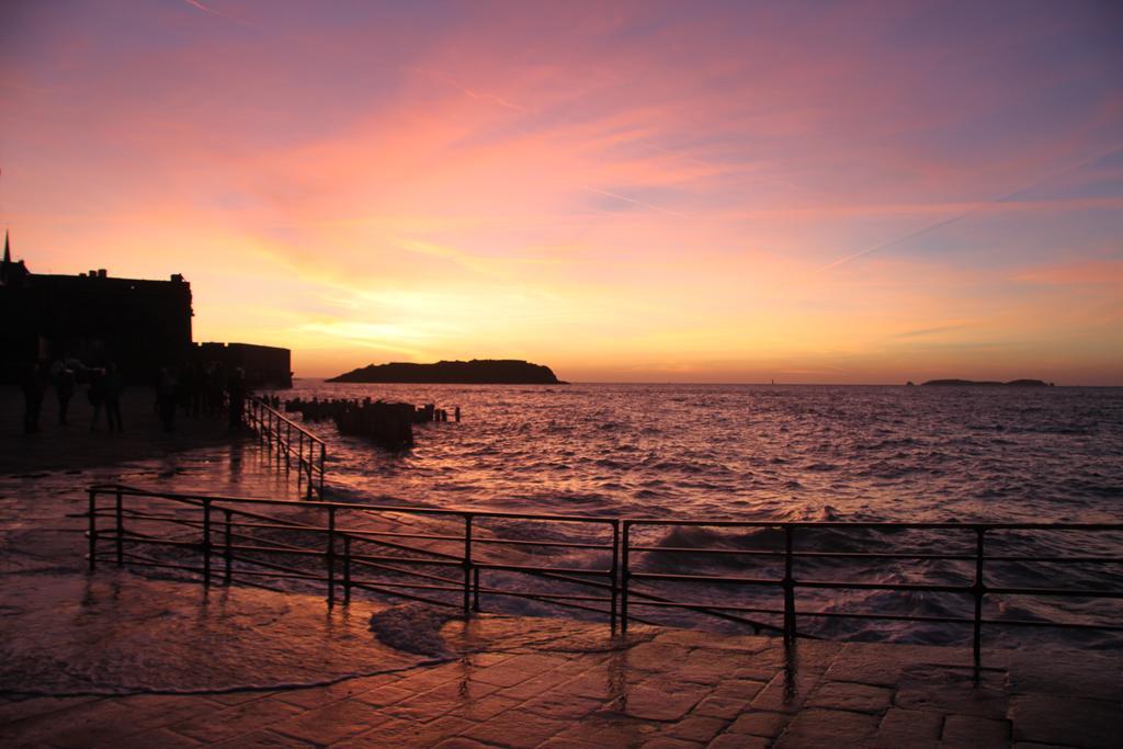 Hotel Des Abers Saint-Malo Exterior photo